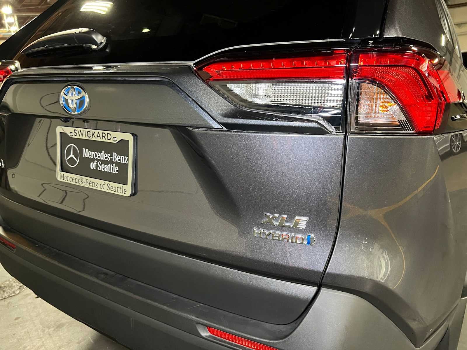 2024 Toyota RAV4 Hybrid XLE Premium