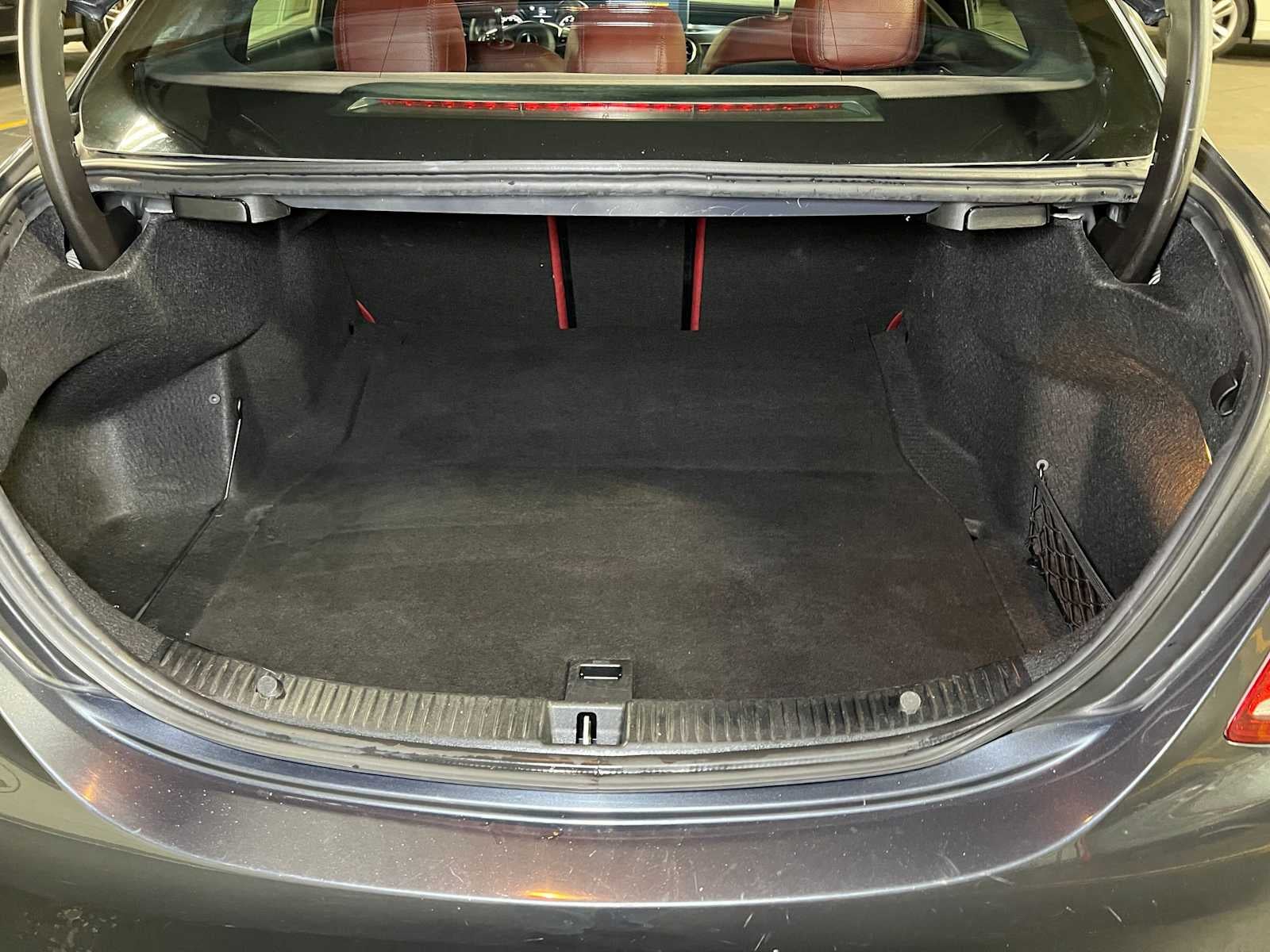 2016 Mercedes-Benz C 300 4dr Sdn RWD