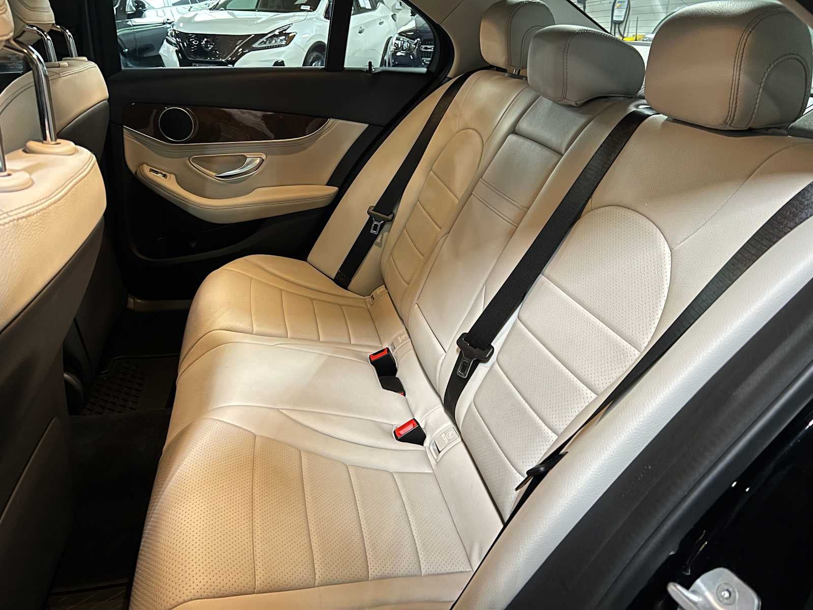 2016 Mercedes-Benz C 300 4dr Sdn 4MATIC®