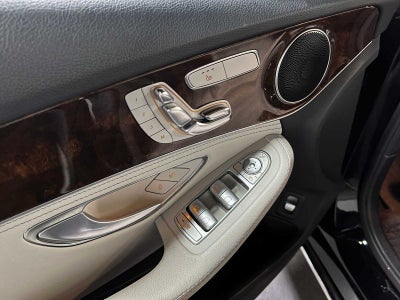 2016 Mercedes-Benz C 300 4dr Sdn 4MATIC®