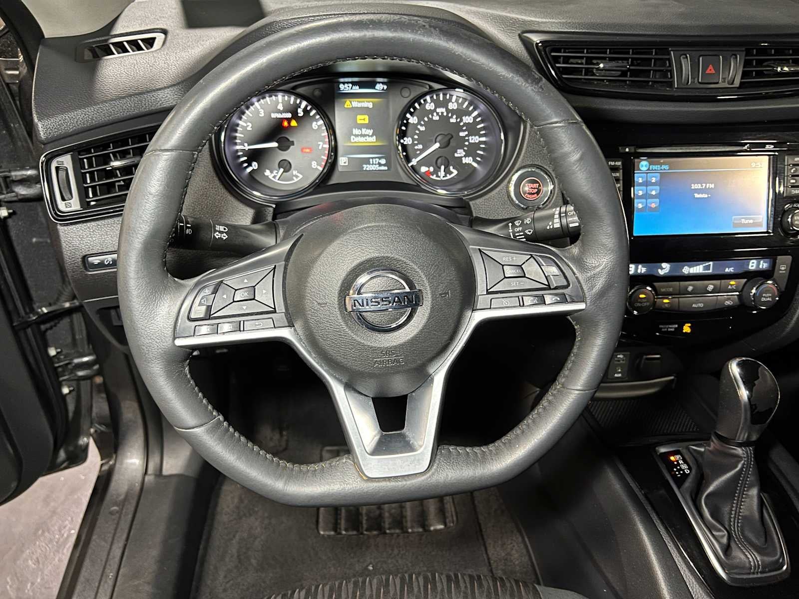 2017 Nissan Rogue SV