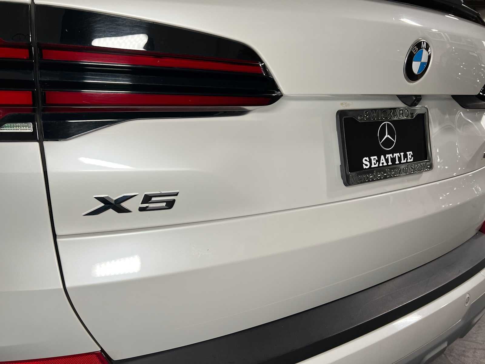 2024 BMW X5 xDrive40i xDrive40i