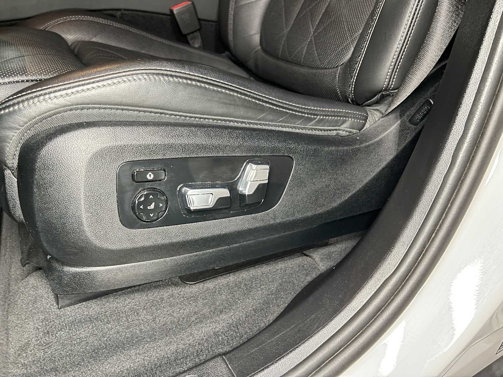 2024 BMW X5 xDrive40i xDrive40i