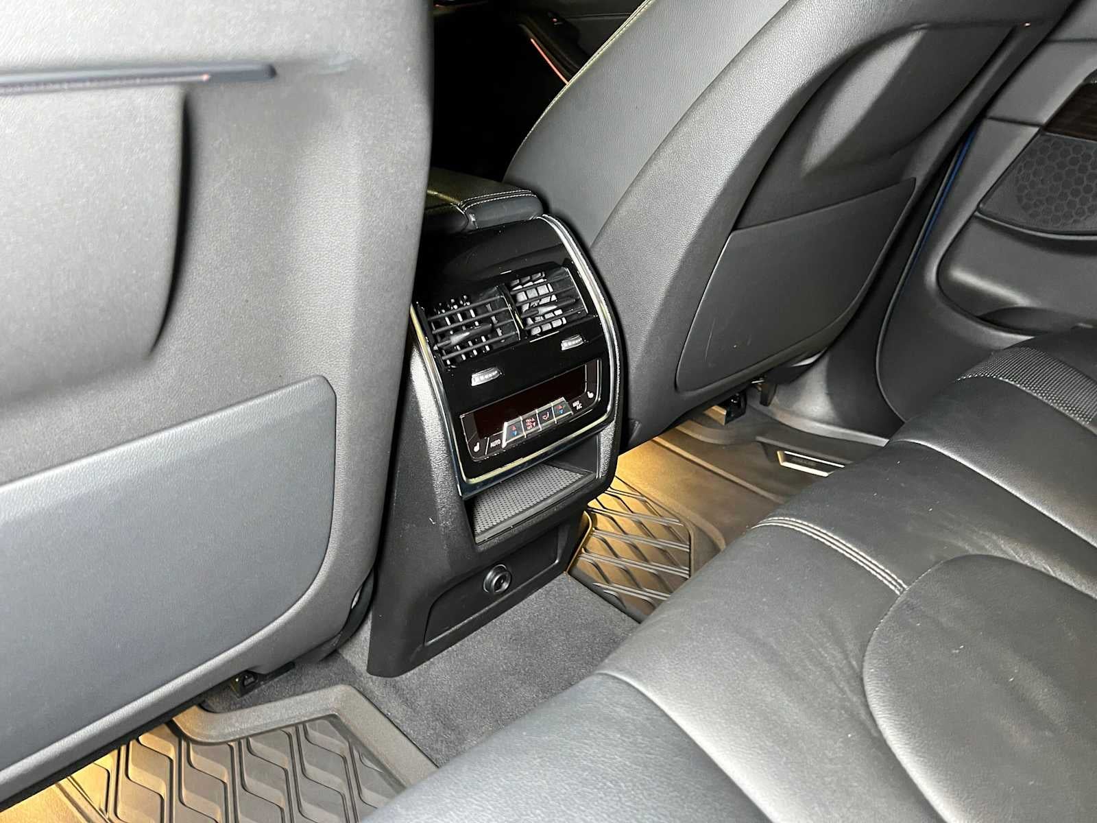 2020 BMW X5 xDrive40i xDrive40i