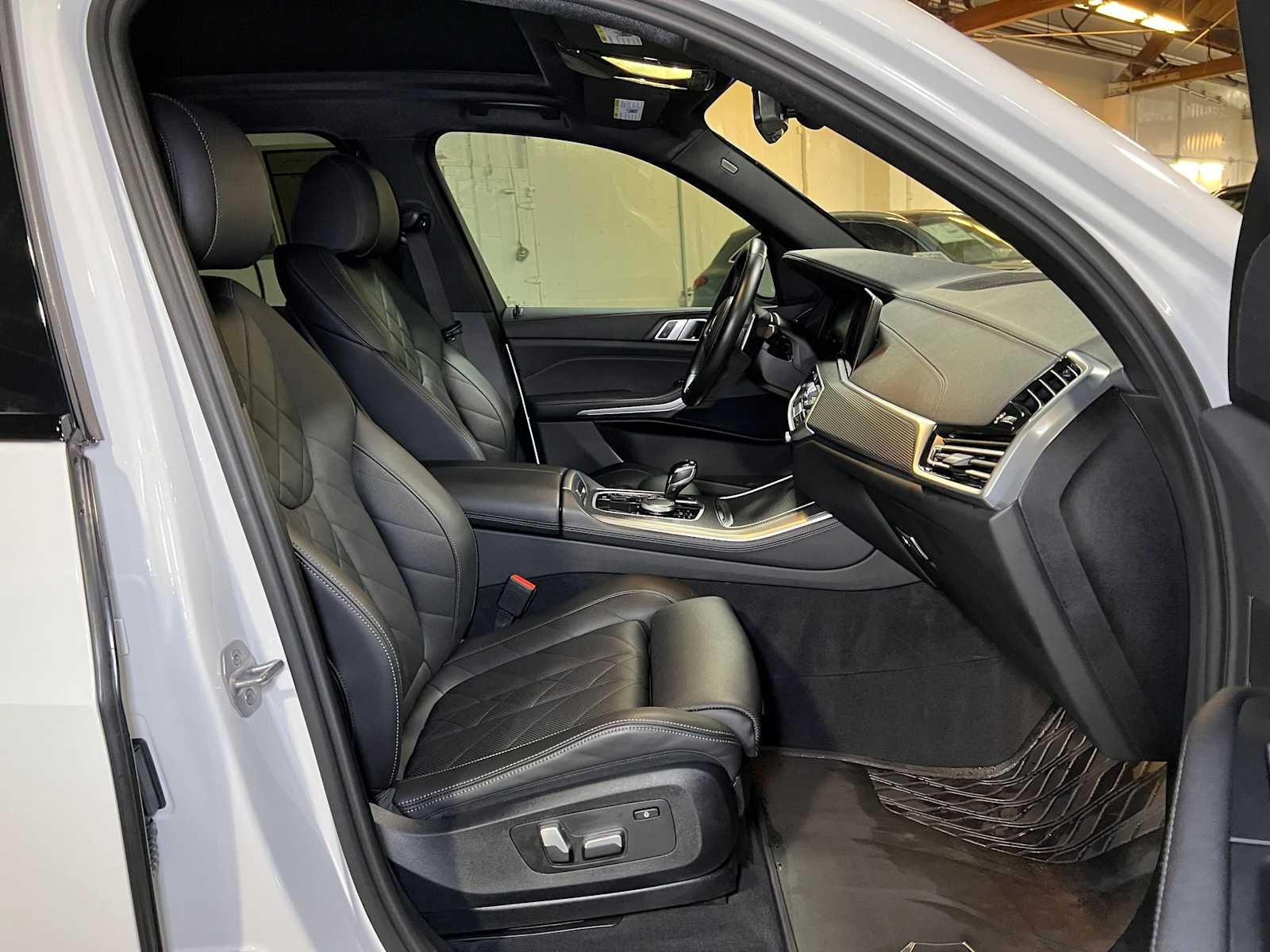 2023 BMW X5 xDrive40i xDrive40i