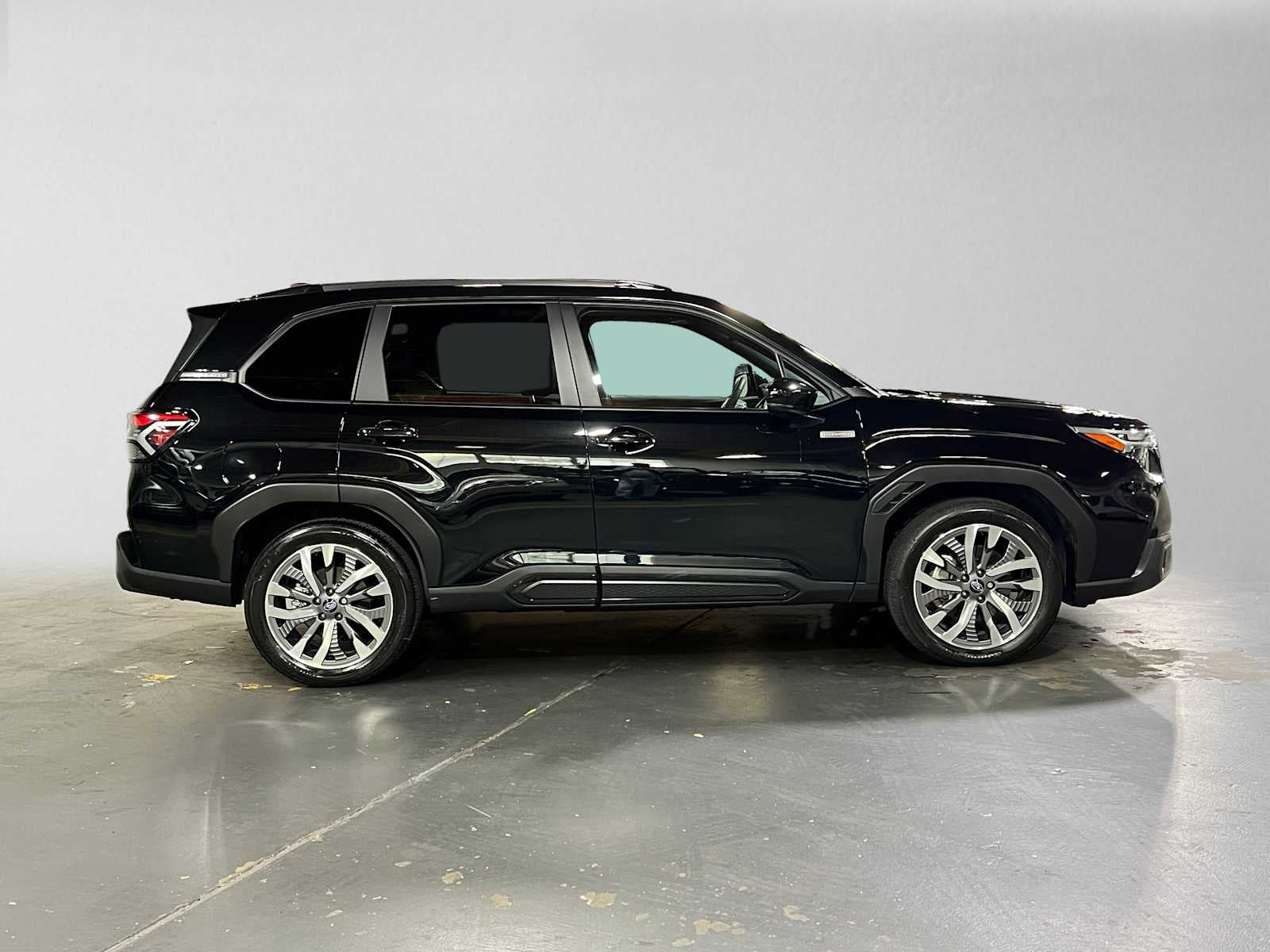 2025 Subaru Forester Touring Hybrid