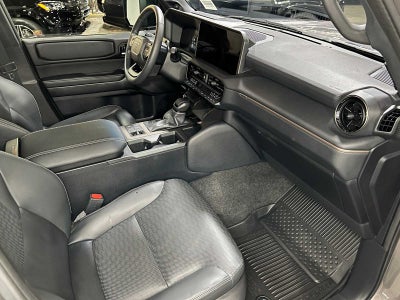 2024 Toyota Land Cruiser 4WD (Natl)