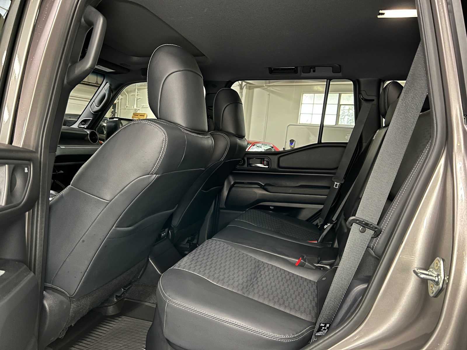 2024 Toyota Land Cruiser 4WD (Natl)