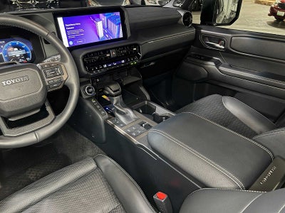 2024 Toyota Land Cruiser 4WD (Natl)