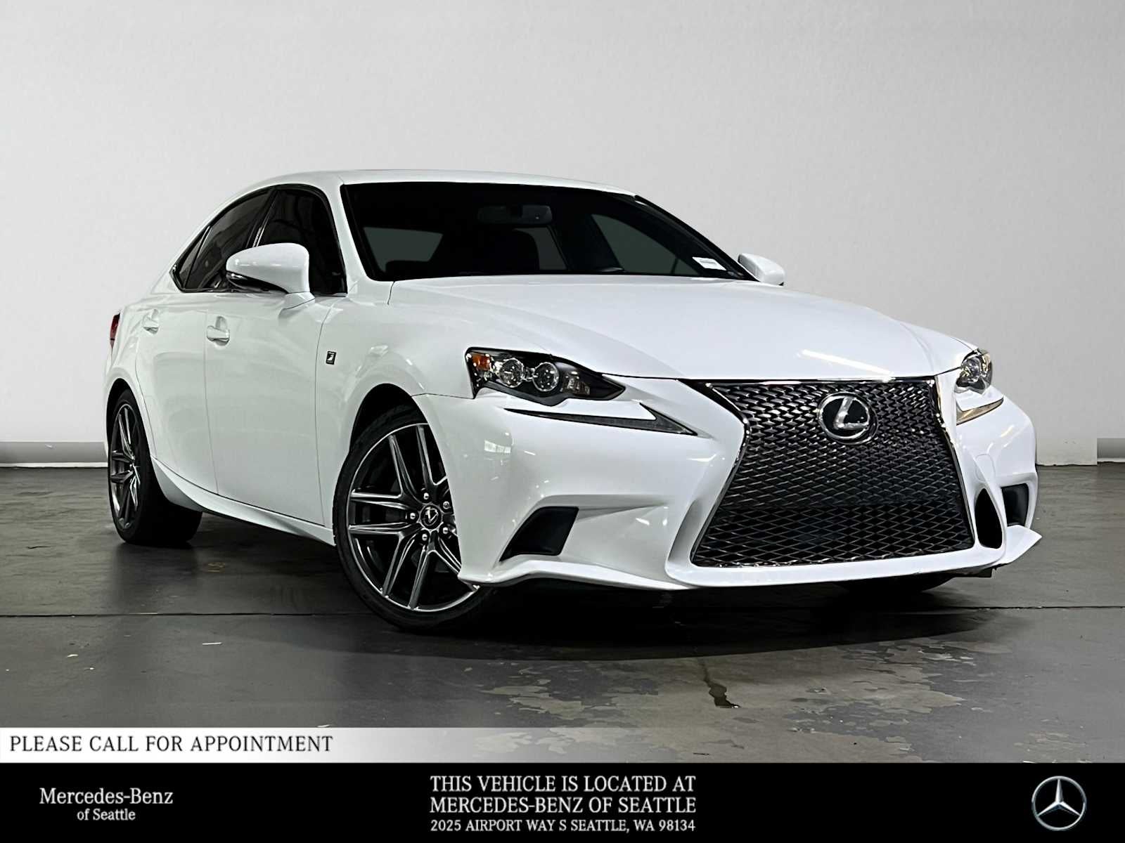 2015 Lexus IS 250 4dr Sport Sdn RWD