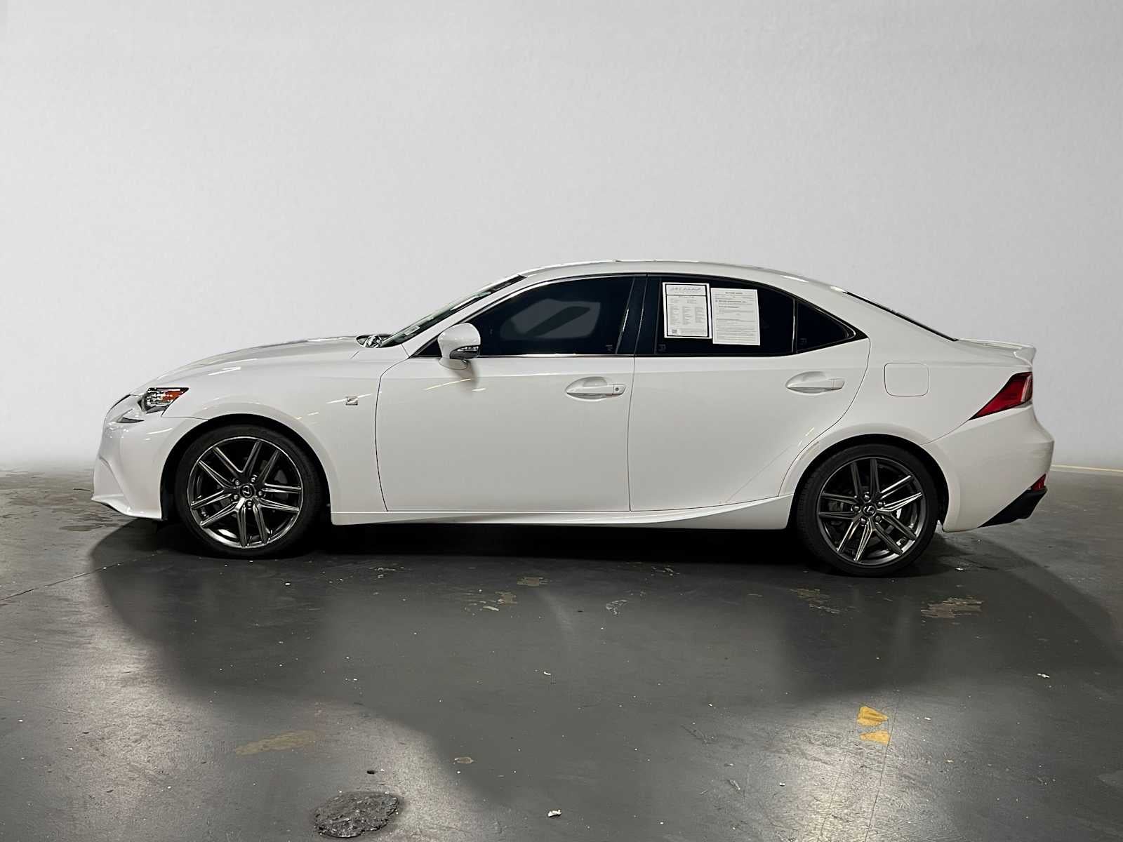 2015 Lexus IS 250 4dr Sport Sdn RWD