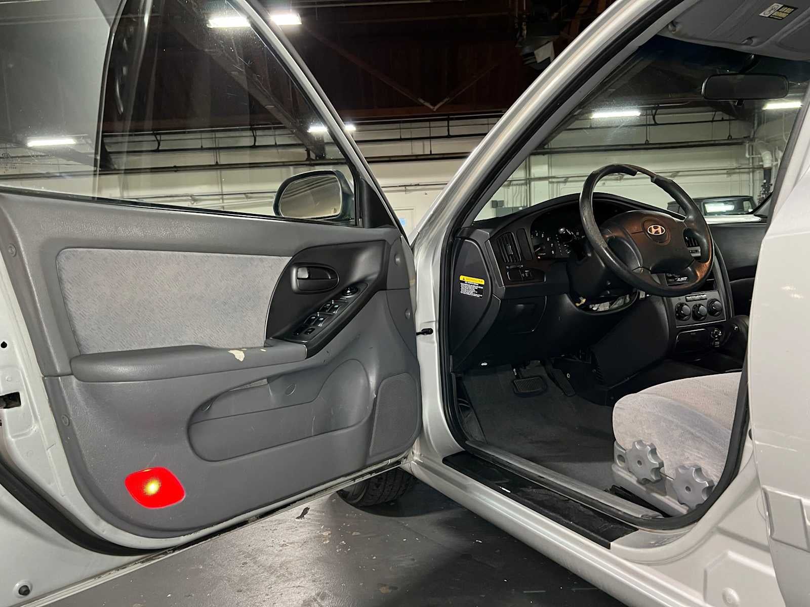 2005 Hyundai Elantra GLS