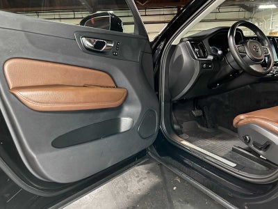 2019 Volvo XC60 Momentum