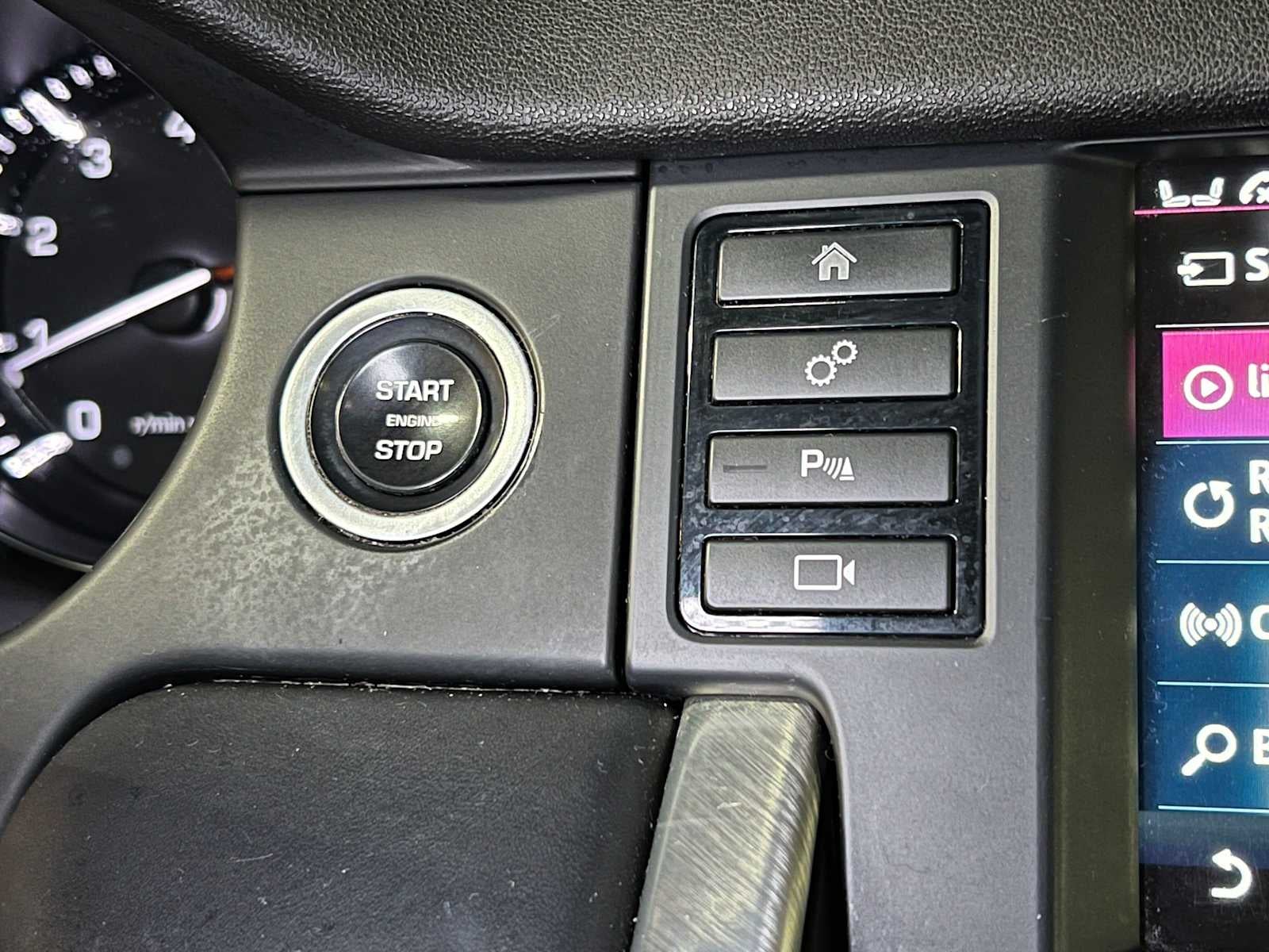 2015 Land Rover Discovery Sport HSE LUX