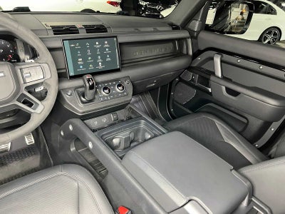 2024 Land Rover Defender V8