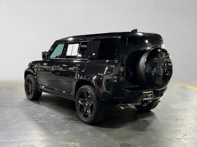 2024 Land Rover Defender V8