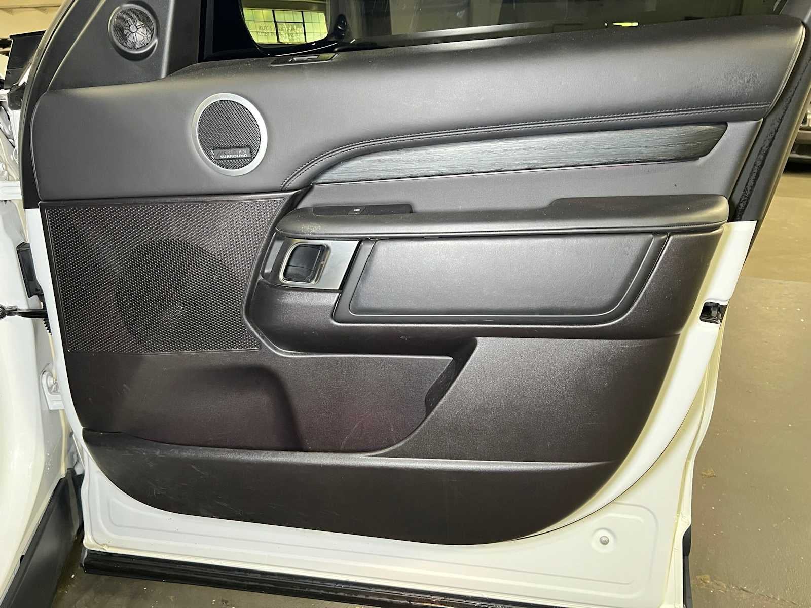 2017 Land Rover Discovery HSE Luxury