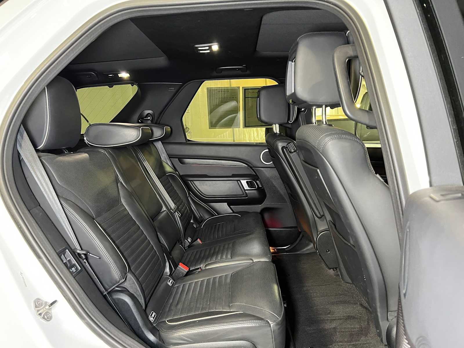 2017 Land Rover Discovery HSE Luxury