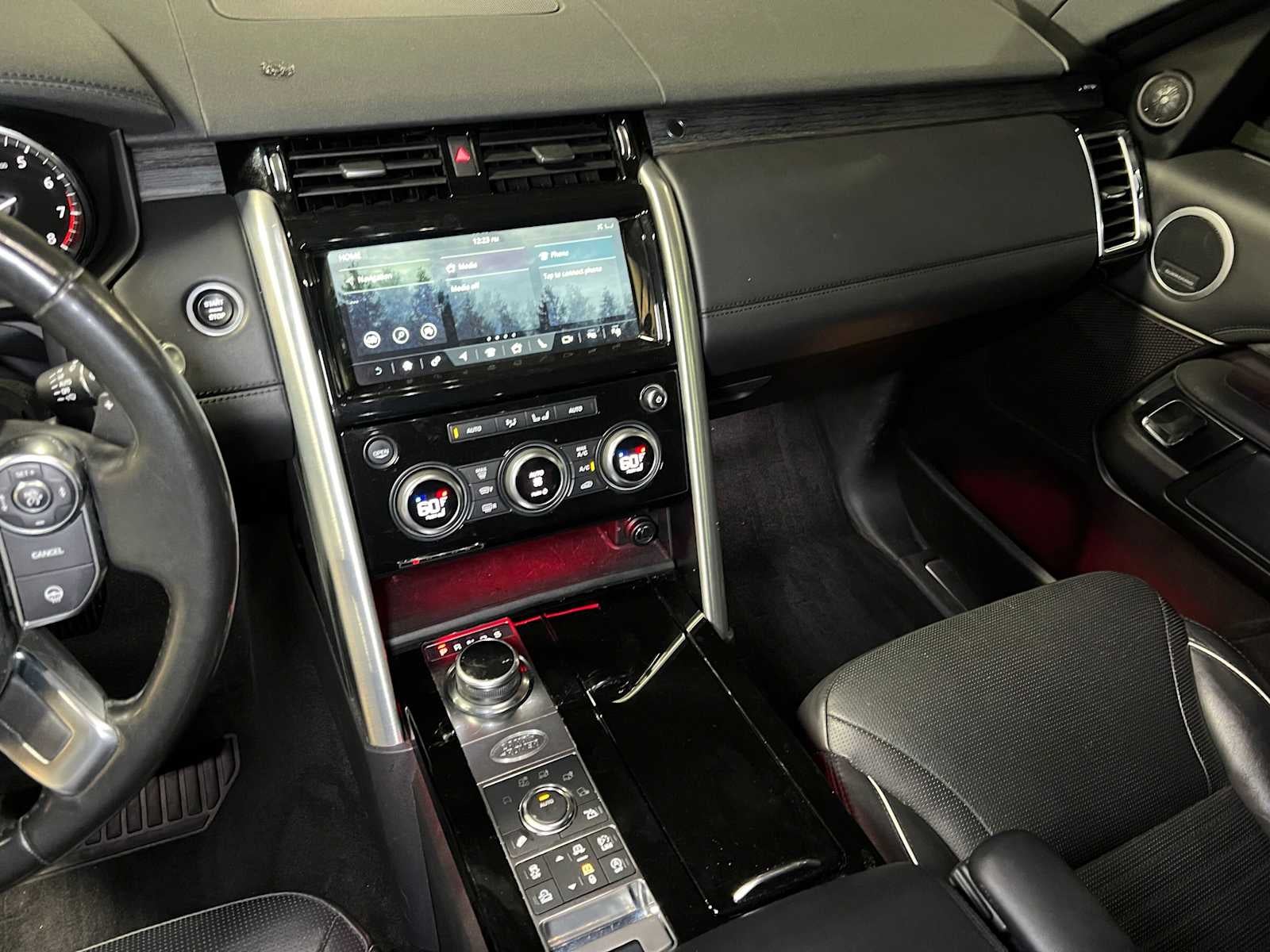 2017 Land Rover Discovery HSE Luxury