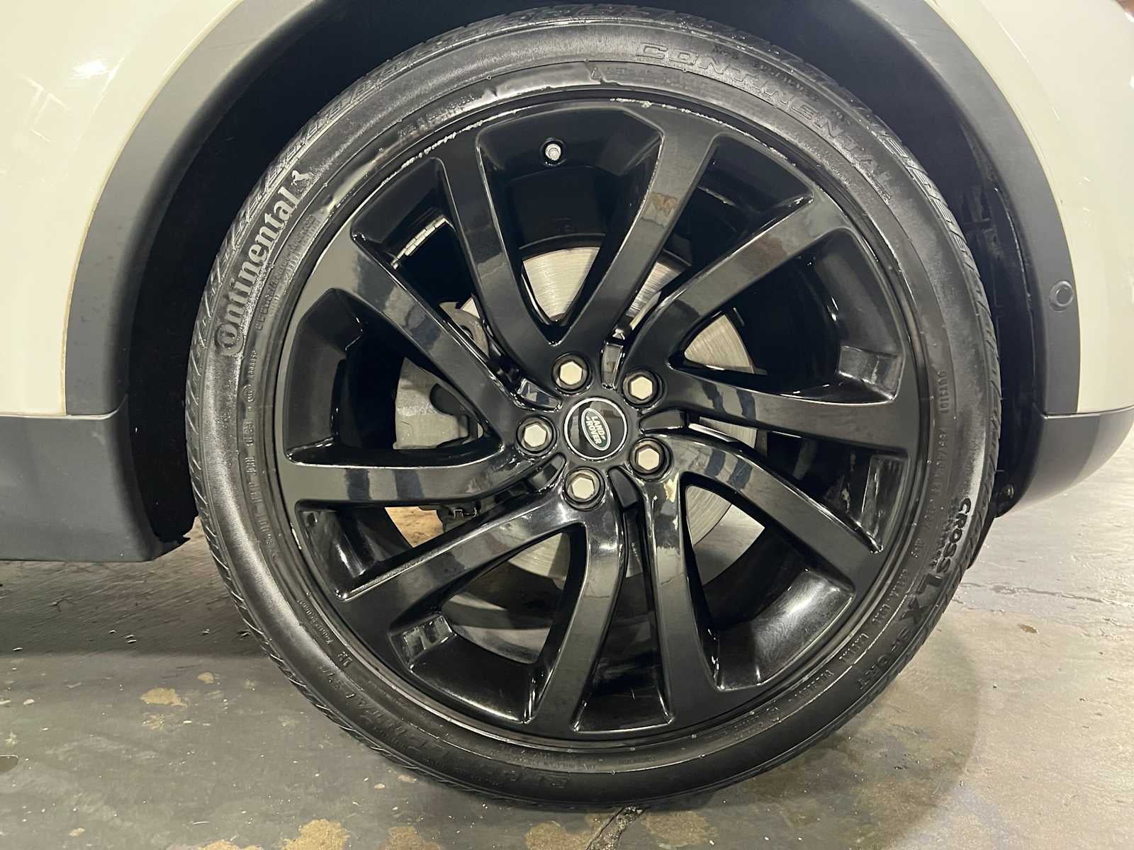 2017 Land Rover Discovery HSE Luxury