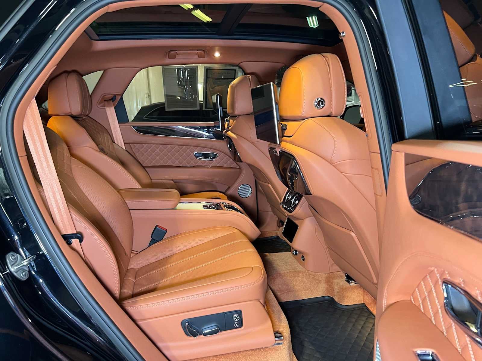 2022 Bentley Bentayga V8