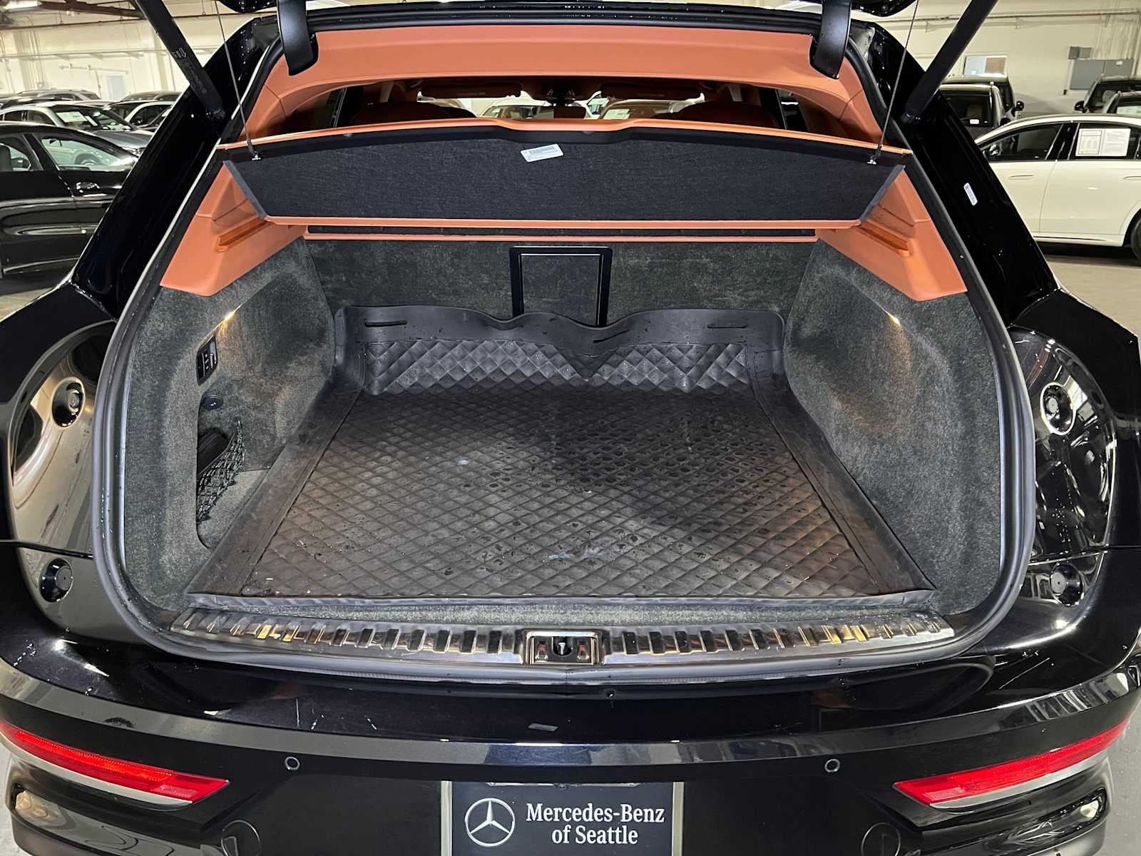 2022 Bentley Bentayga V8