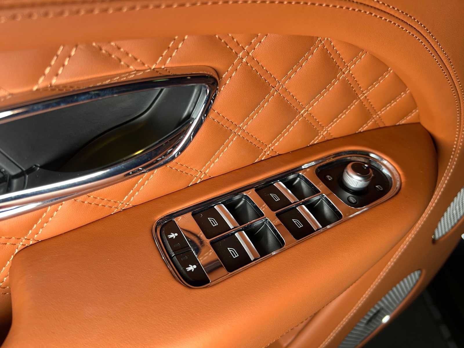 2022 Bentley Bentayga V8