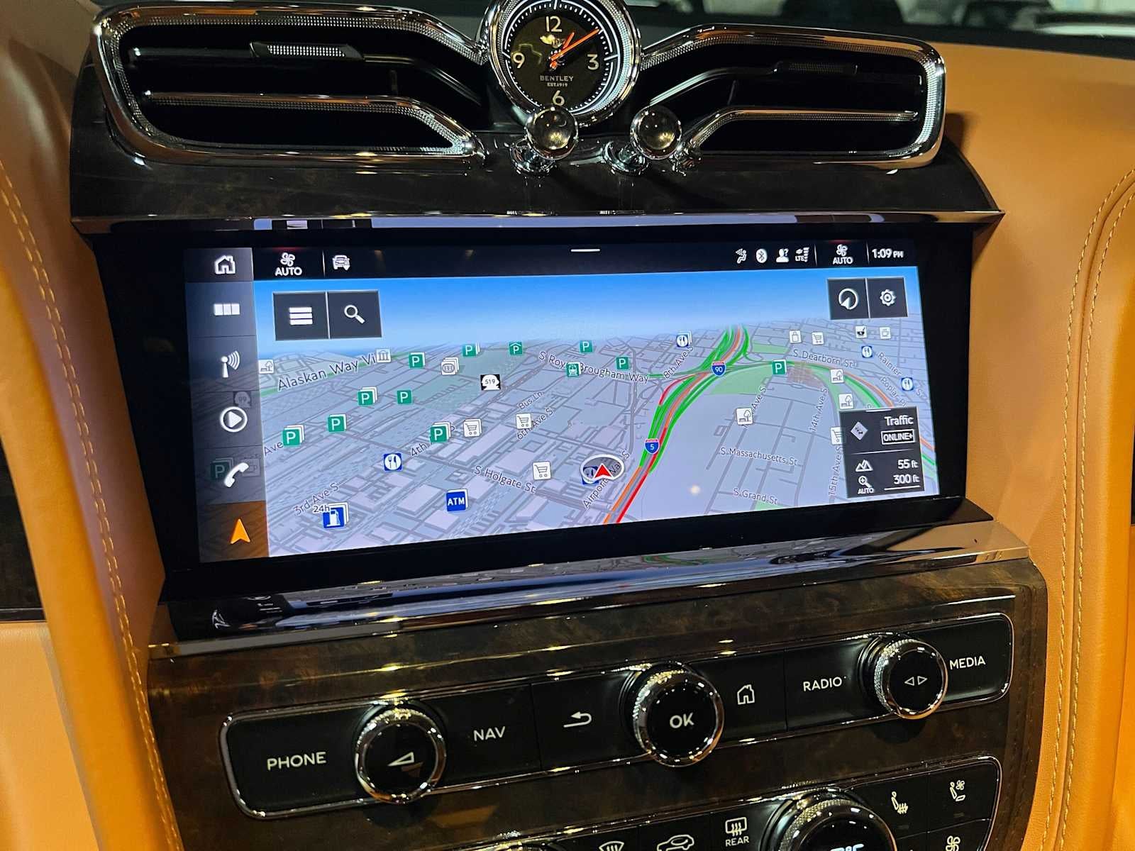 2022 Bentley Bentayga V8