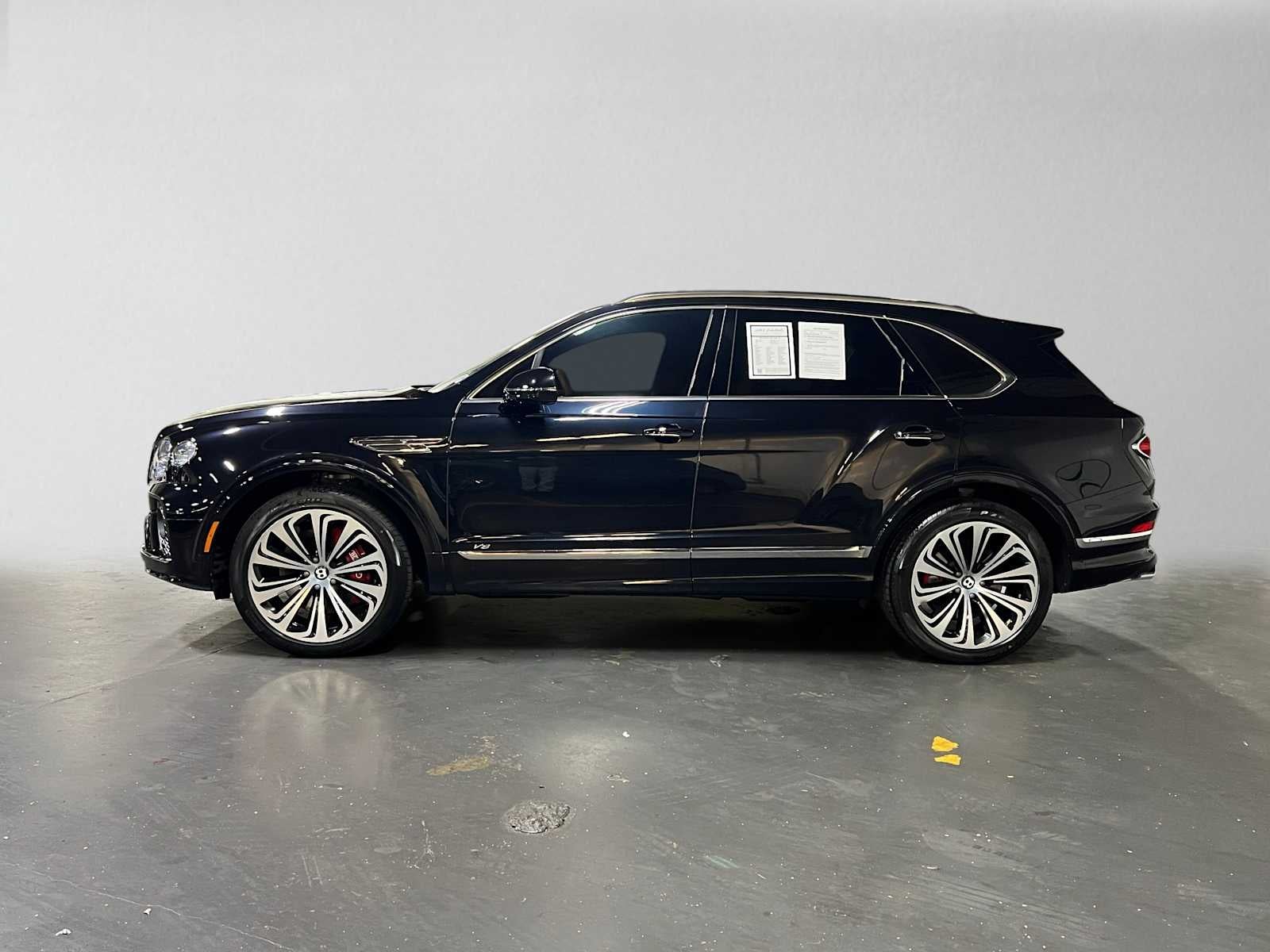 2022 Bentley Bentayga V8