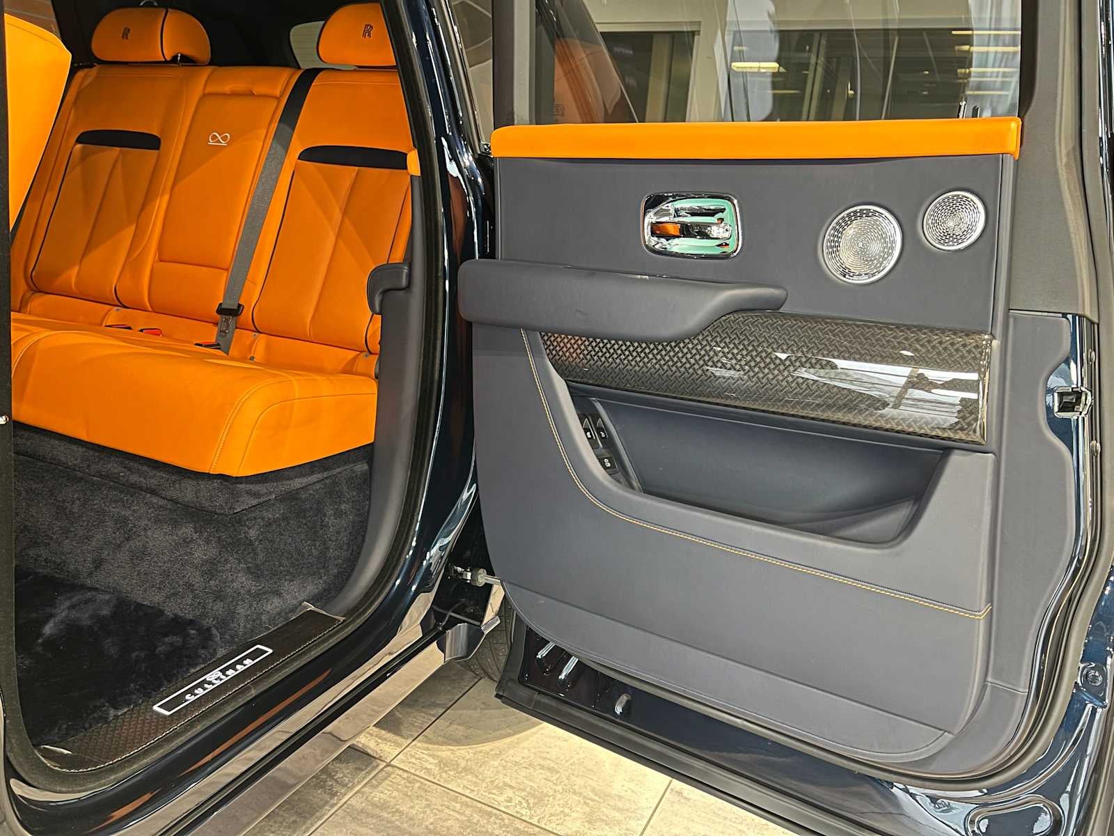2025 Rolls-Royce Cullinan Black Badge