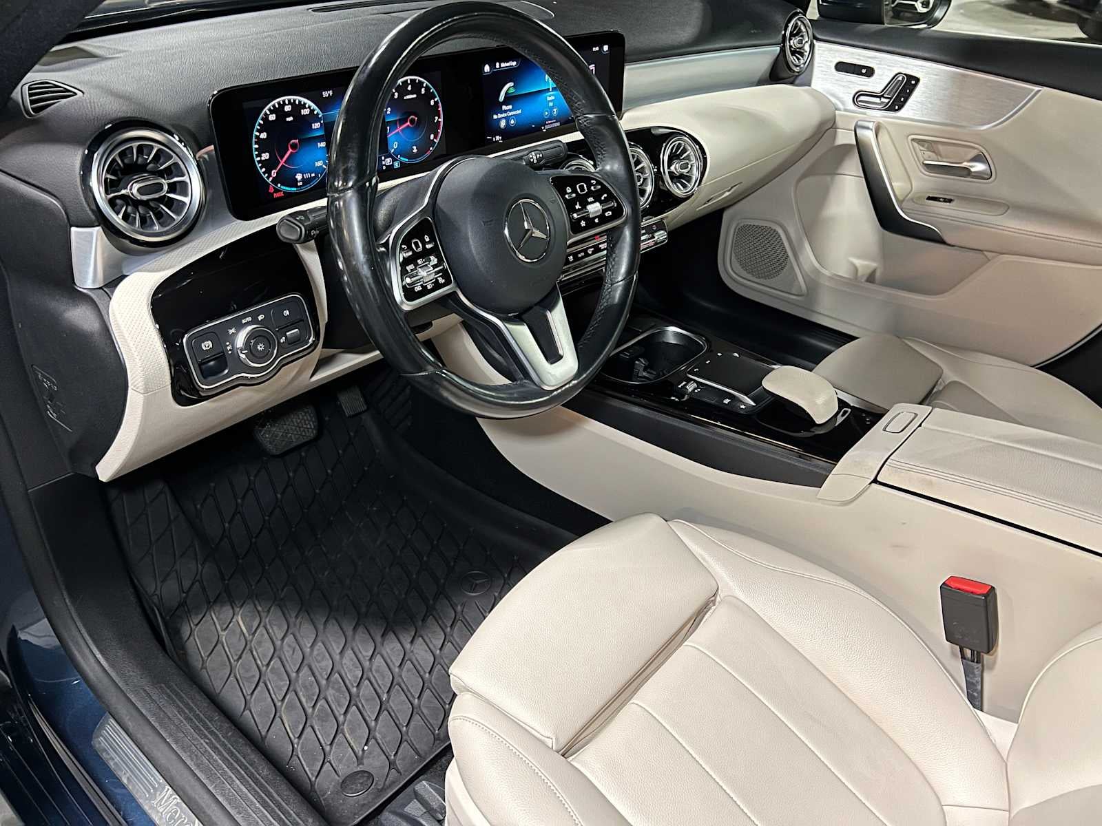 2021 Mercedes-Benz A 220 A 220