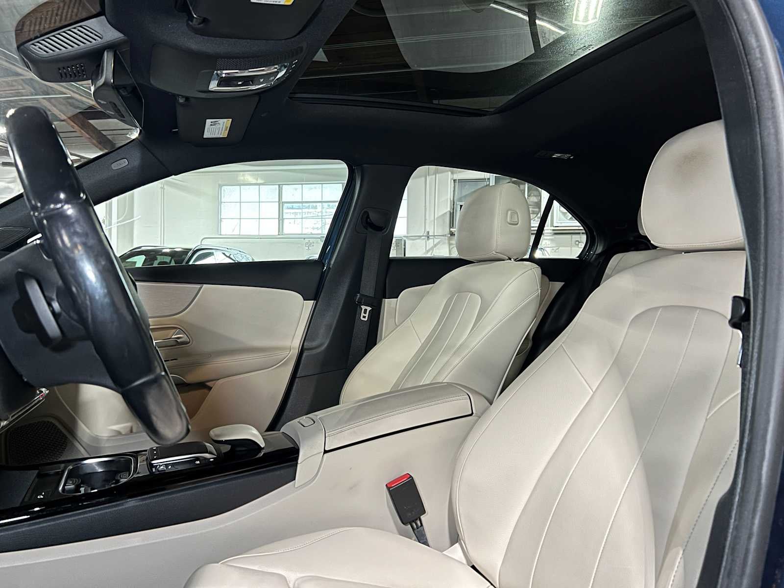 2021 Mercedes-Benz A 220 A 220