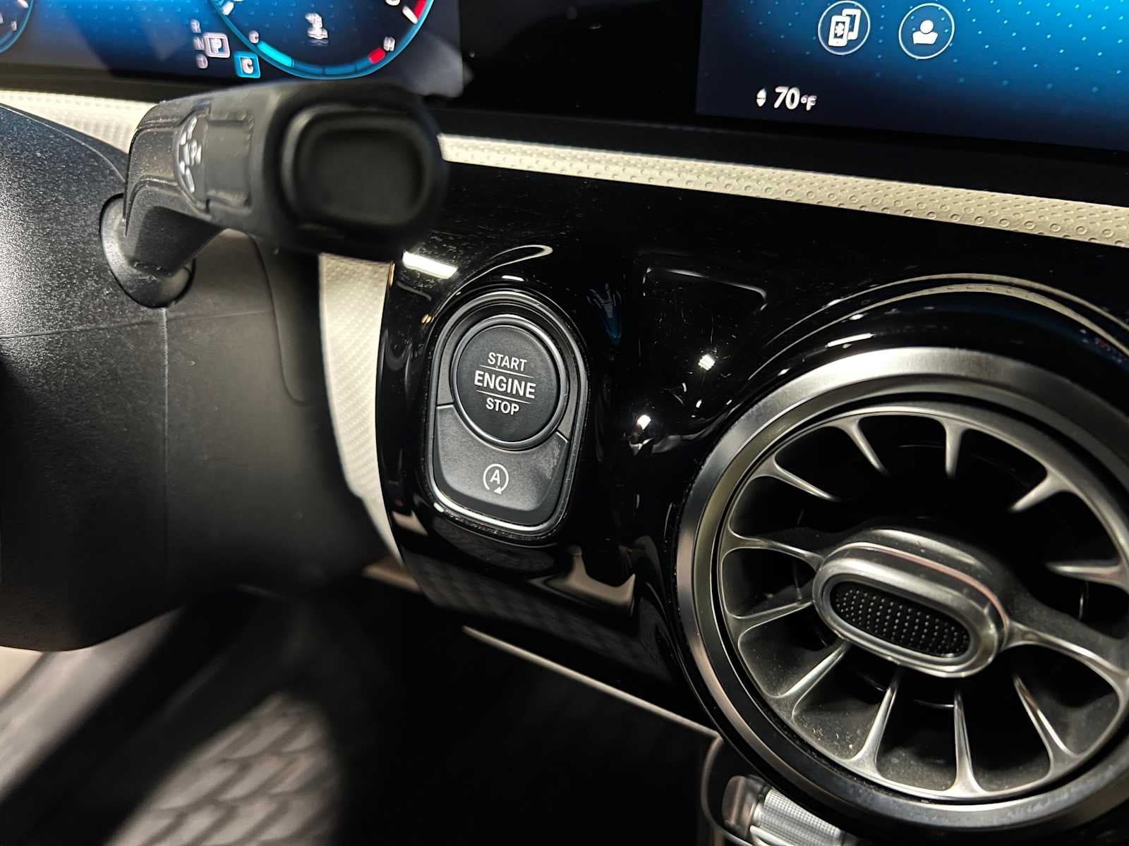 2021 Mercedes-Benz A 220 A 220