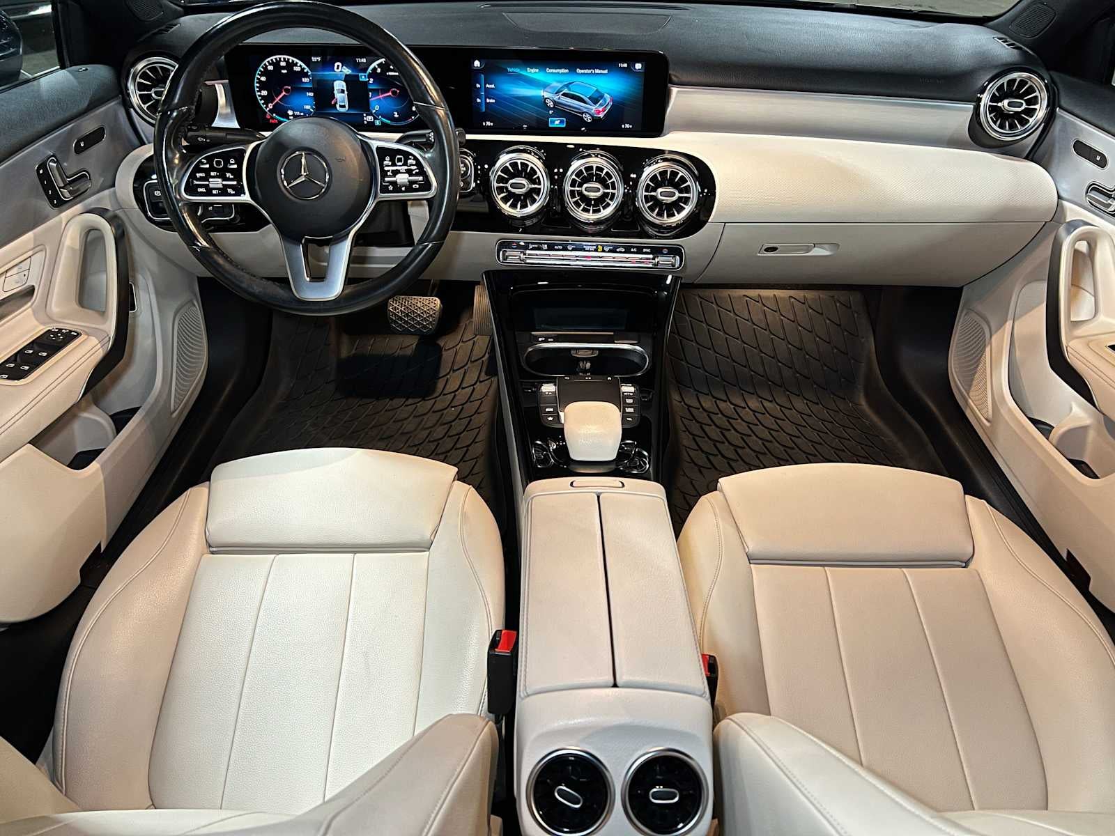 2021 Mercedes-Benz A 220 A 220