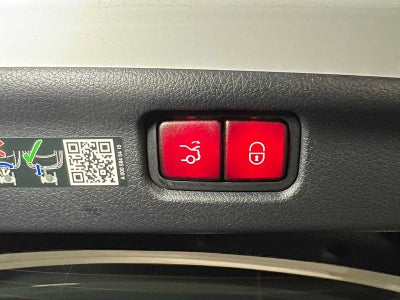 2025 Mercedes-Benz C 300 C 300