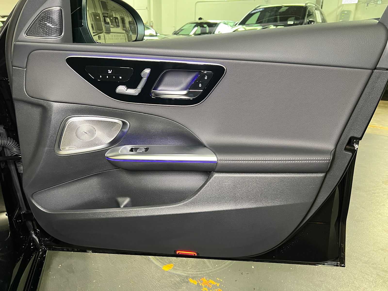 2025 Mercedes-Benz C 300 C 300