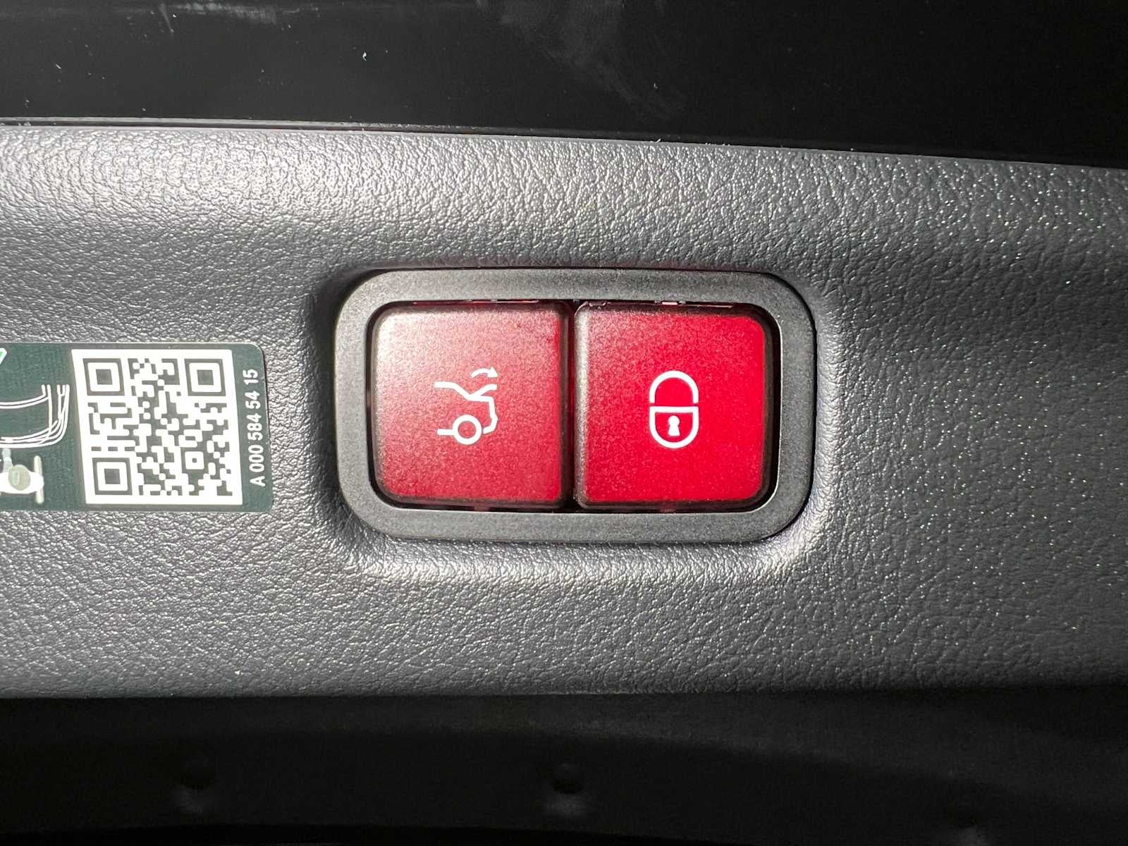 2025 Mercedes-Benz C 300 C 300