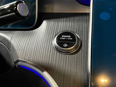 2025 Mercedes-Benz C 300 C 300