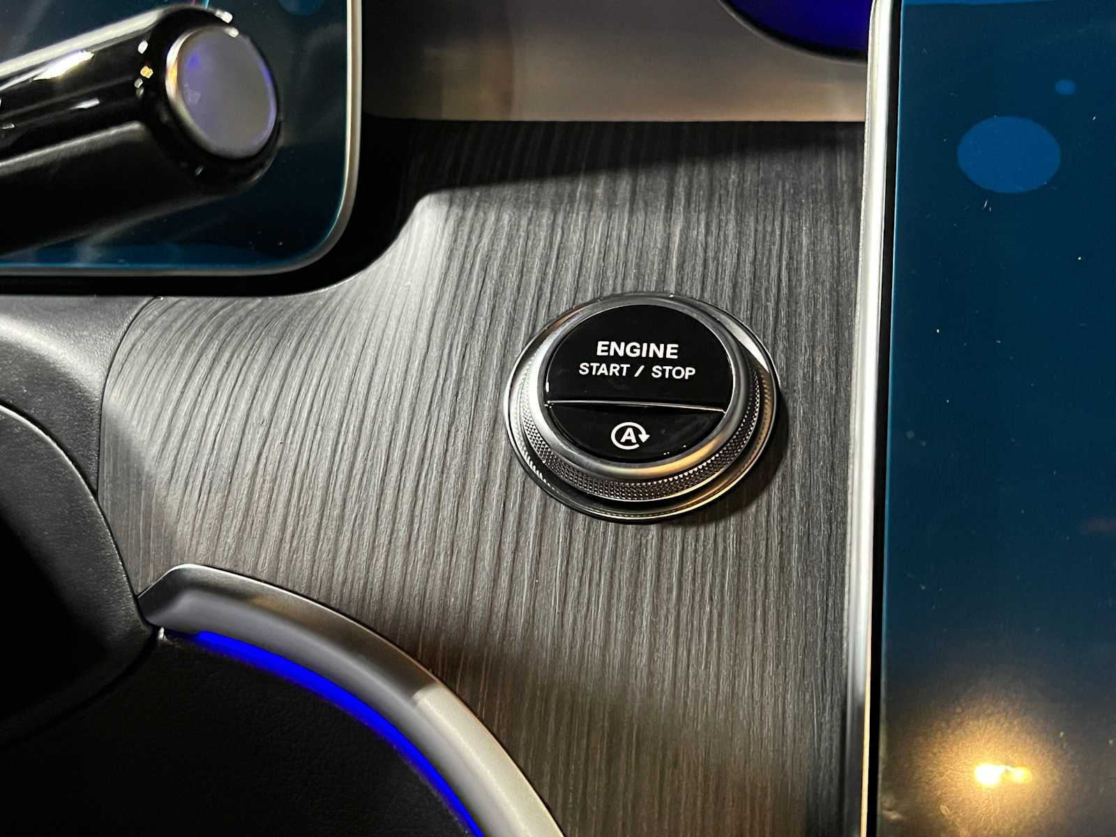 2025 Mercedes-Benz C 300 C 300