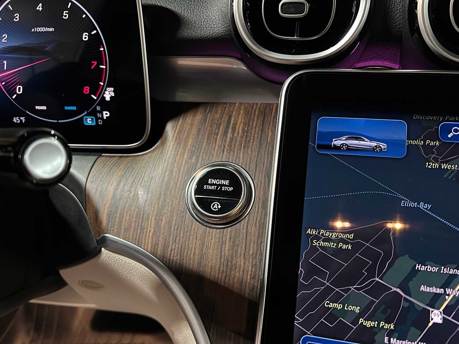 2025 Mercedes-Benz C 300 4MATIC® Sedan