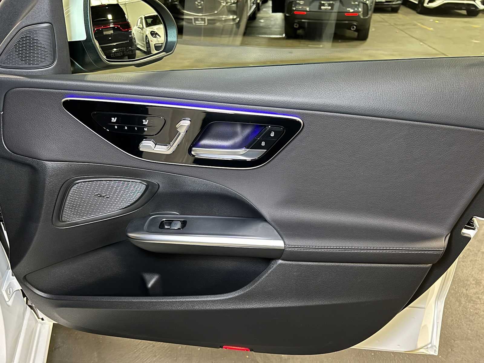 2025 Mercedes-Benz C 300 C 300