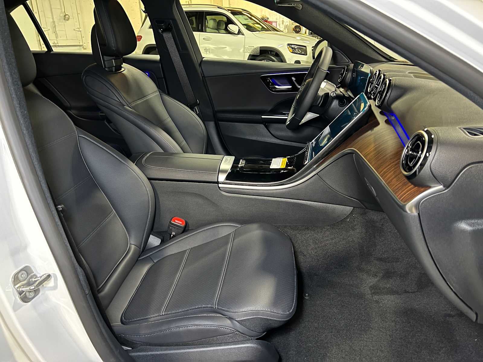 2025 Mercedes-Benz C 300 C 300