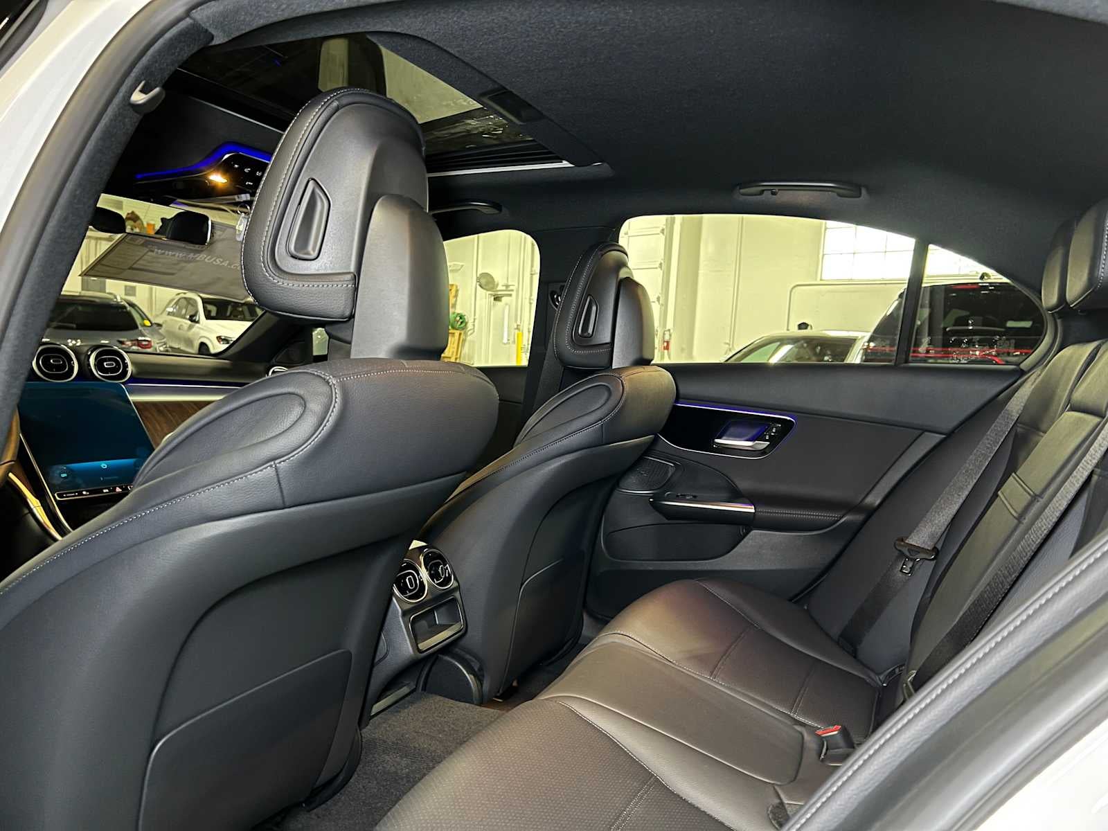 2025 Mercedes-Benz C 300 C 300