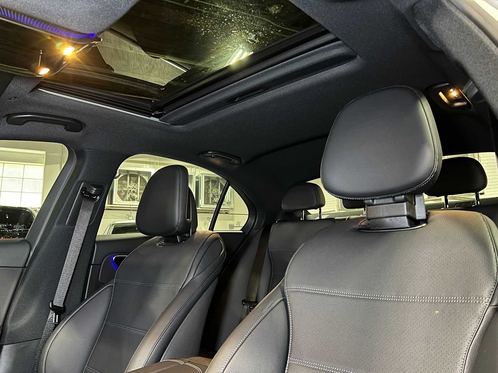 2025 Mercedes-Benz C 300 C 300