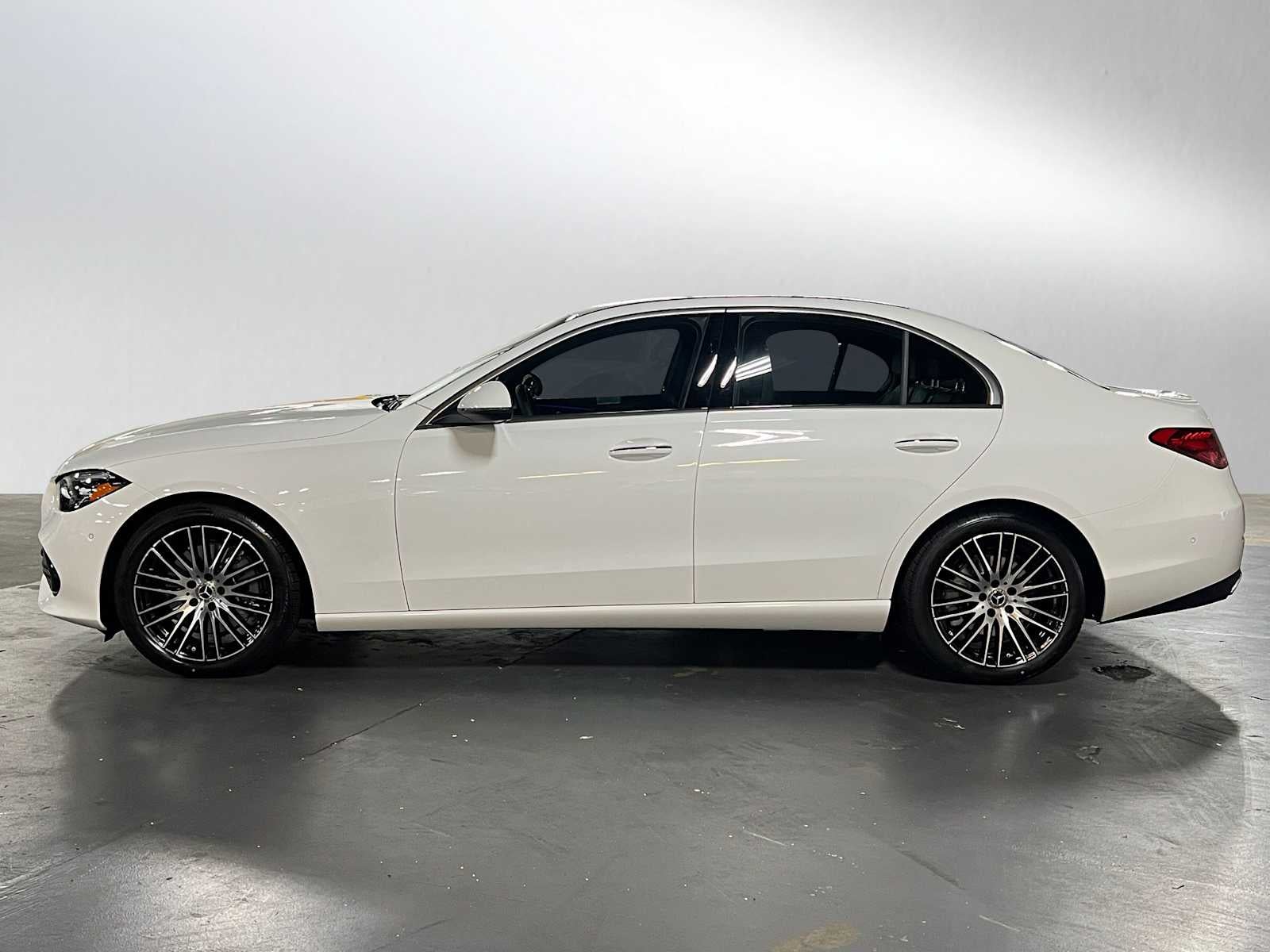 2025 Mercedes-Benz C 300 C 300