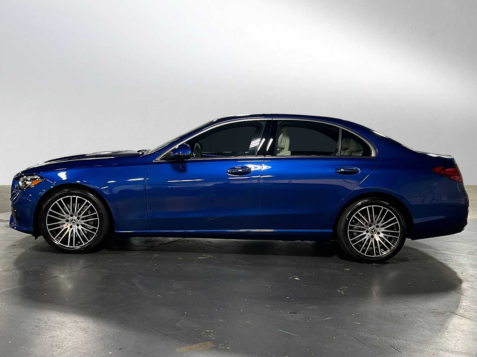 2025 Mercedes-Benz C 300 C 300