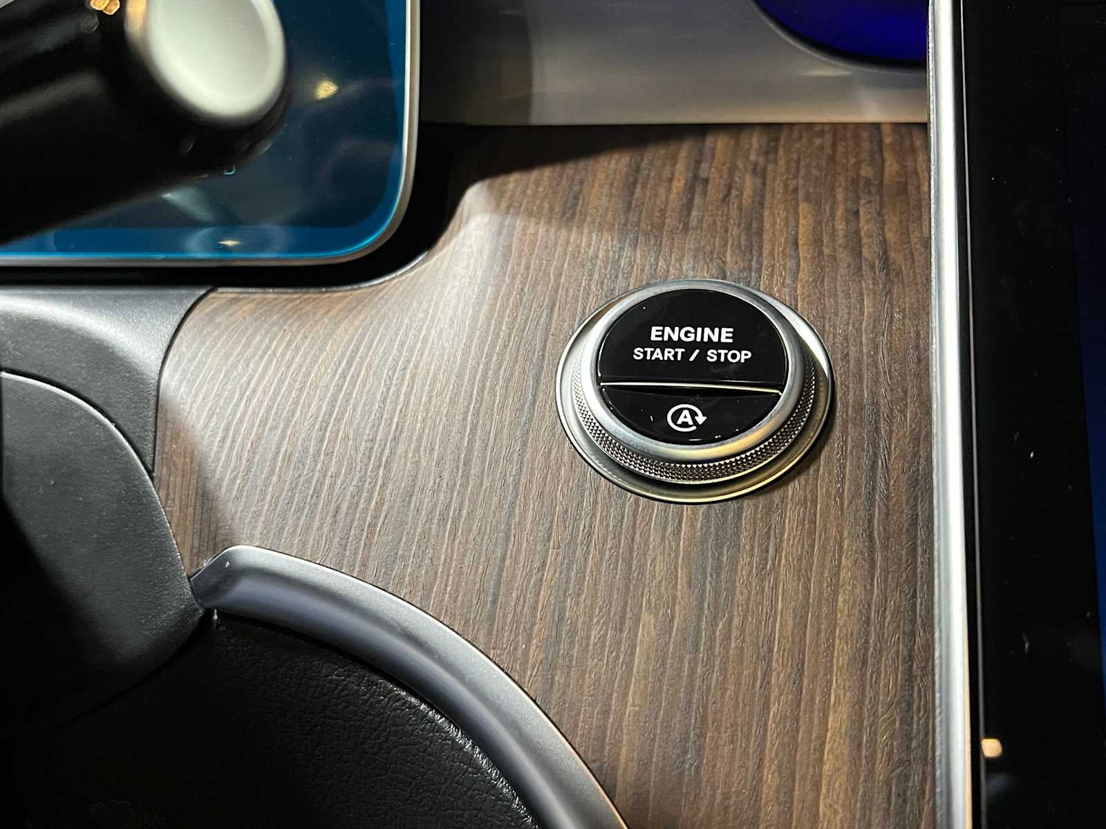 2025 Mercedes-Benz C 300 C 300