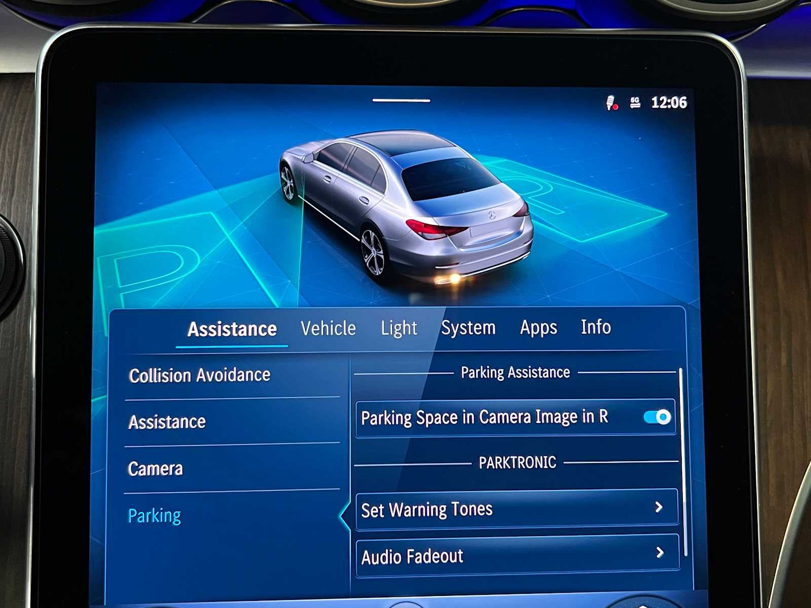 2025 Mercedes-Benz C 300 C 300