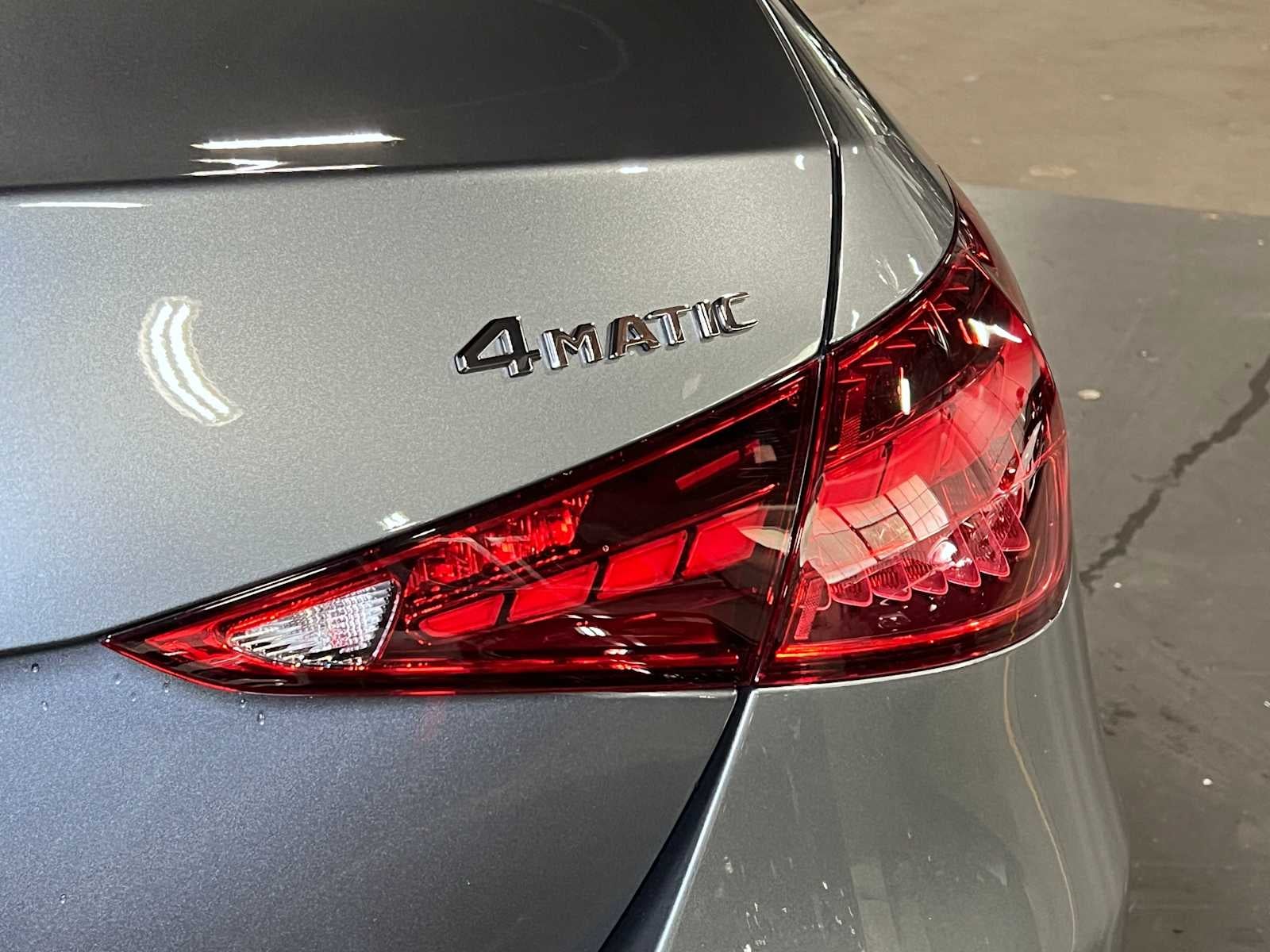 2025 Mercedes-Benz C 300 C 300