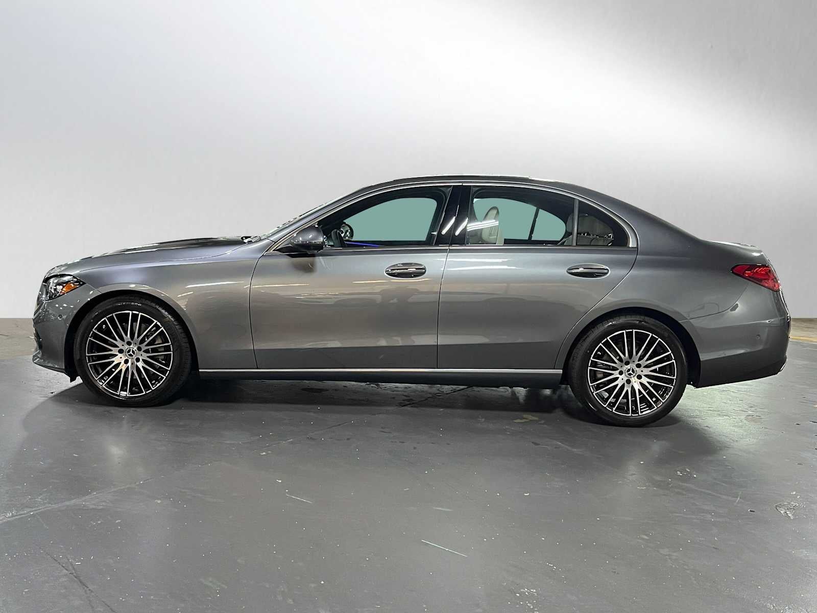 2025 Mercedes-Benz C 300 C 300